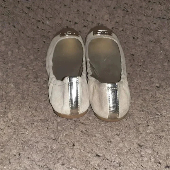 COACH-DARSI-Gold-Metallic Dusty Suede/Patent Ballet Flats-Sz 6.5-Excellent - Picture 5 of 7